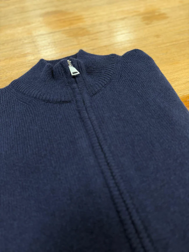 Full zip sweater in pure wool - Image 4