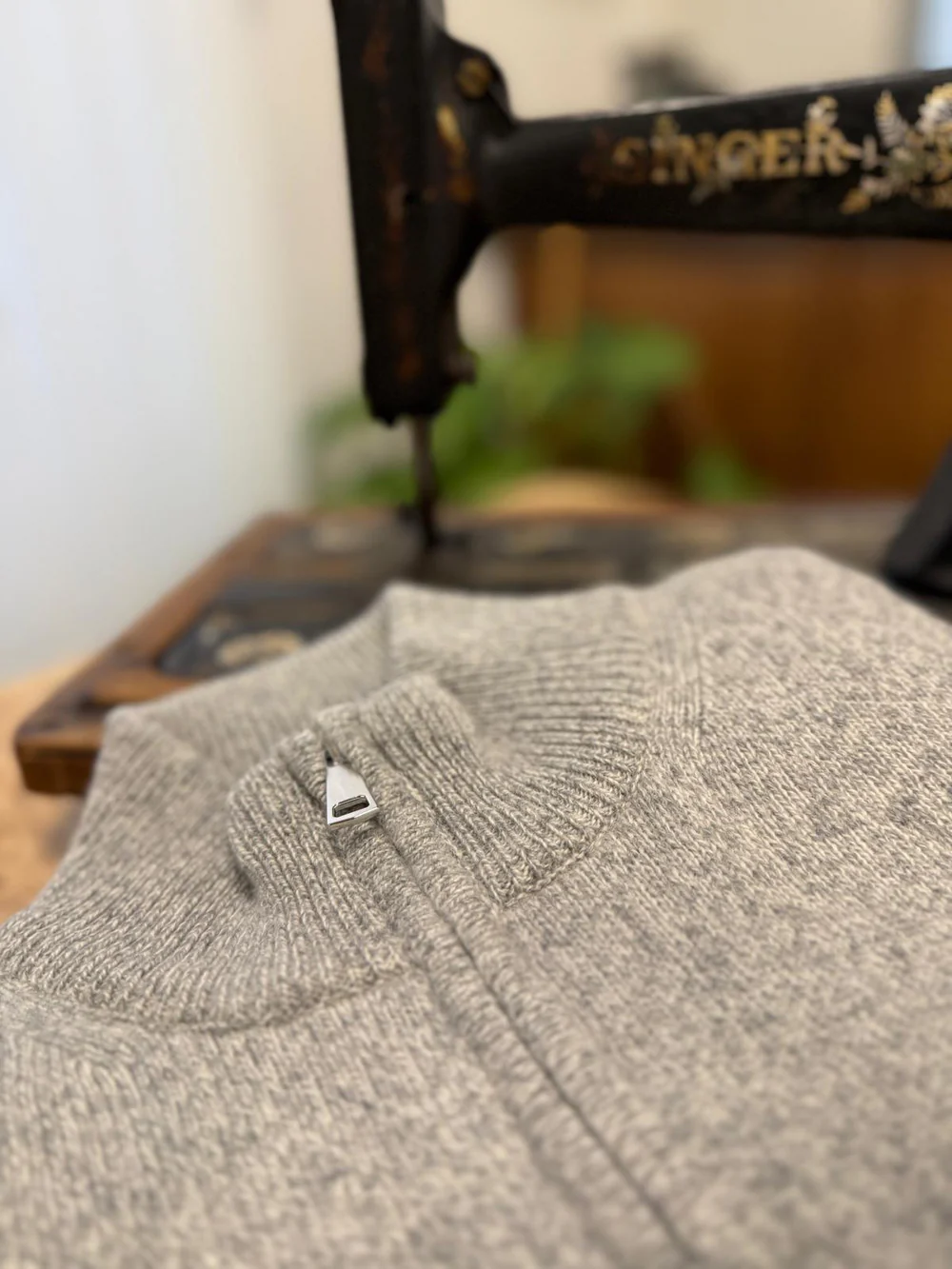 Full zip sweater in pure wool - Image 2