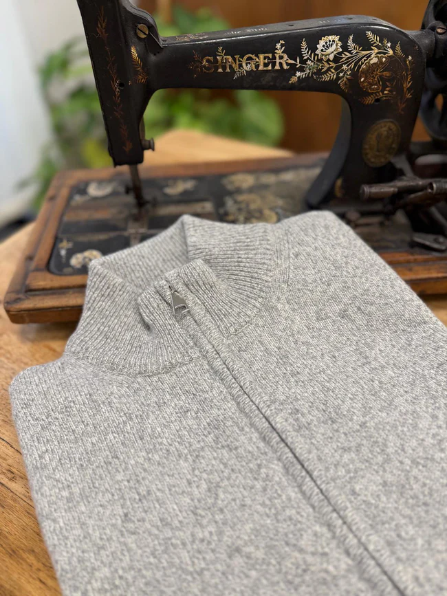 Full zip sweater in pure wool - Image 3