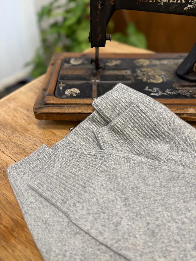 Full zip sweater in pure wool - Image 4